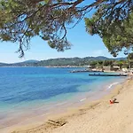 Hébergement de vacances Les Palmiers By Interhome Roquebrune-sur Argens