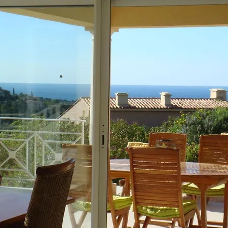 Hébergement de vacances Les Palmiers By Interhome